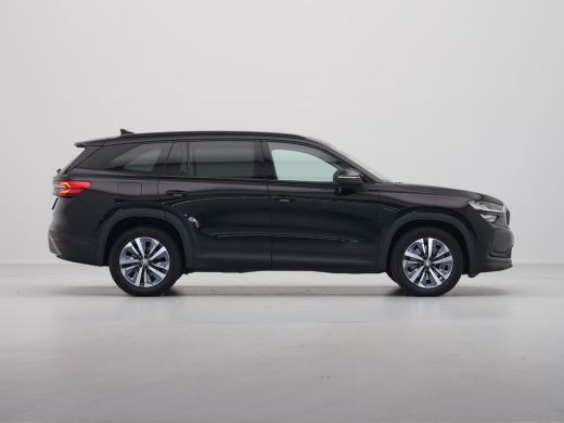 Skoda Kodiaq 1.5 TSI 150pk DSG MHEV First Edition 7 persoons Navigatie Camera Trekhaak Stoelverwarming 45 ActivLease financial lease