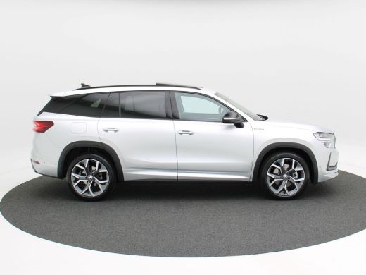 Skoda Kodiaq 1.5 TSi 204 Pk PHEV Sportline Business | Panoramadak | Trekhaak | Head-Up | 20 Inch | Winterpakke... ActivLease financial lease