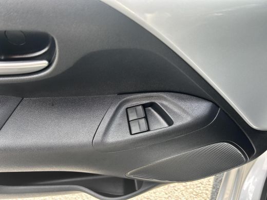 Toyota Aygo 1.0 VVT-i x-play (Automaat,Apple,Android Carplay- Parkeercamera) ActivLease financial lease