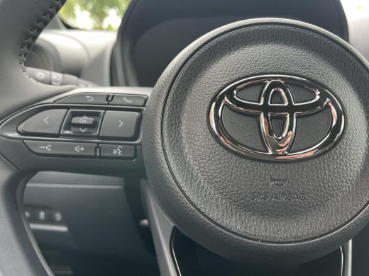 Toyota Aygo 1.0 VVT-i MT Play | Demonstratie auto | Night Sky Black metallic | ActivLease financial lease