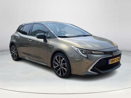 Toyota Corolla 1.8 Hybrid Executive | Trekhaak | Navigatie | Dode hoek waarschuwing | 18 inch LM-velgen | ActivLease financial lease