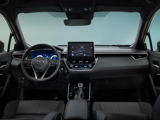 Toyota Corolla Cross Hybrid 180 Executive **NIEUWE AUTO/ FACELIFT MODEL** ActivLease financial lease