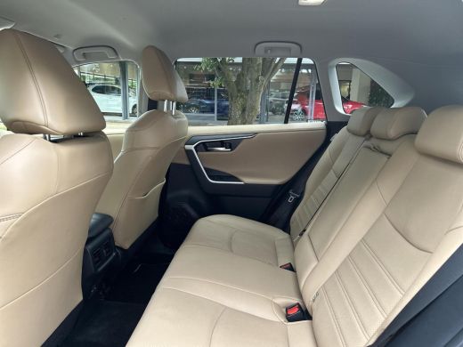 Toyota RAV4 2.5 Hybrid AWD Executive ActivLease financial lease