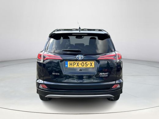 Toyota RAV4 2.5 Hybrid AWD Style ActivLease financial lease