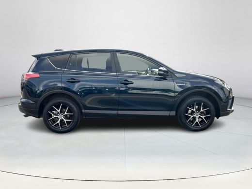 Toyota RAV4 2.5 Hybrid AWD Style ActivLease financial lease