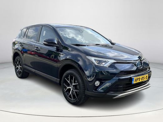 Toyota RAV4 2.5 Hybrid AWD Style ActivLease financial lease