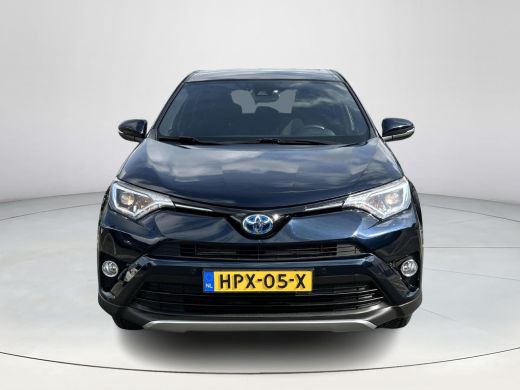 Toyota RAV4 2.5 Hybrid AWD Style ActivLease financial lease