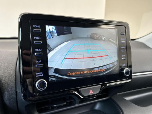 Toyota Yaris 1.5 VVT-i Dynamic | Apple CarPlay | Climate Control | LM velgen | Rijklaarprijs incl. garantie | ActivLease financial lease