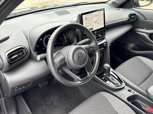 Toyota Yaris Cross 1.5 Hybrid Dynamic **KEYLESS/ STOEL EN STUURWIELVERWARMING/ 36 MAANDEN GARANTIE/ ActivLease financial lease