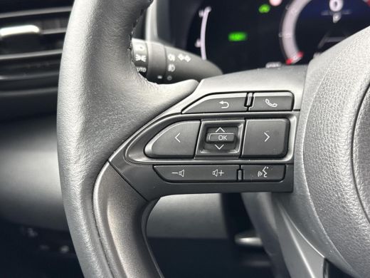 Toyota Yaris Cross 1.5 Hybrid Dynamic **KEYLESS/ STOEL EN STUURWIELVERWARMING/ 36 MAANDEN GARANTIE/ ActivLease financial lease