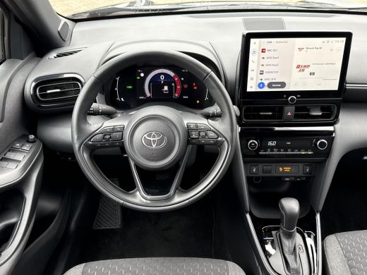 Toyota Yaris Cross 1.5 Hybrid Dynamic **KEYLESS/ STOEL EN STUURWIELVERWARMING/ 36 MAANDEN GARANTIE/ ActivLease financial lease