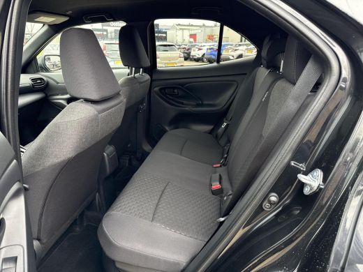 Toyota Yaris Cross 1.5 Hybrid Dynamic **KEYLESS/ STOEL EN STUURWIELVERWARMING/ 36 MAANDEN GARANTIE/ ActivLease financial lease
