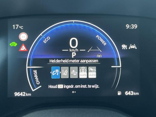 Toyota Yaris Cross 1.5 Hybrid Dynamic | Stoel- + stuurverwarming | Navigatie | Keyless entry | LED koplampen | ActivLease financial lease