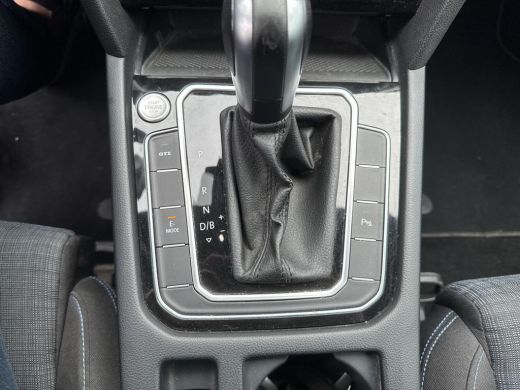 Volkswagen Passat Variant 1.4 TSI PHEV GTE Business 218Pk | Trekhaak | Pano Dak | ERGO Massage | App Connect | ActivLease financial lease