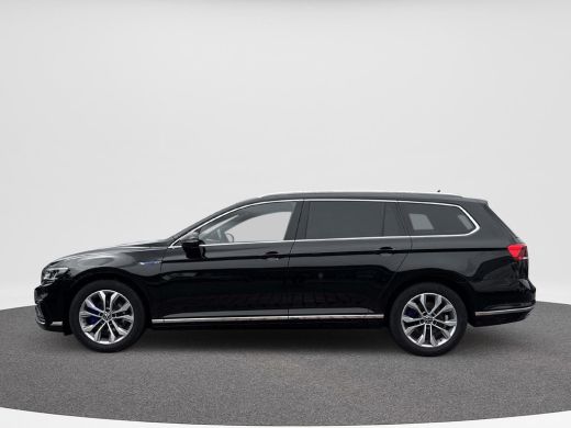 Volkswagen Passat Variant 1.4 TSI PHEV GTE Business 218Pk | Trekhaak | Pano Dak | ERGO Massage | App Connect | ActivLease financial lease