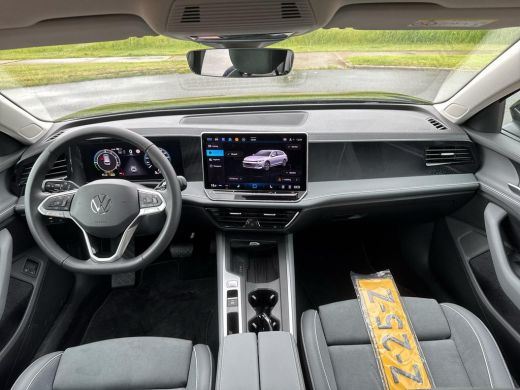 Volkswagen Passat Variant 1.5 eHybrid Business | PHEV | 204PK | Trekhaak | A-Camera | ACC | ERGO Active | ActivLease financial lease