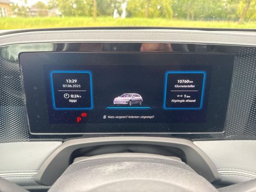 Volkswagen Passat Variant 1.5 eHybrid Business | PHEV | 204PK | Trekhaak | A-Camera | ACC | ERGO Active | ActivLease financial lease