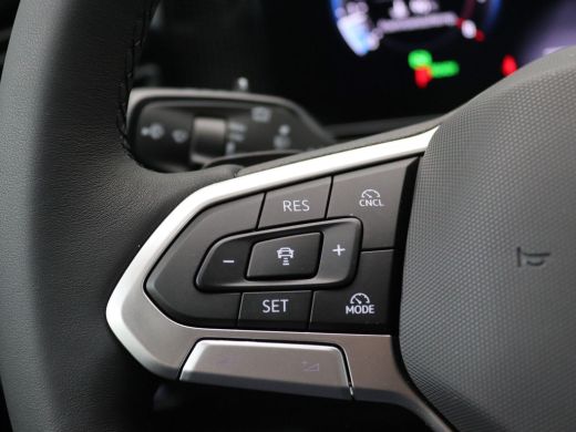 Volkswagen Tiguan 1.5 eTSI Life Edition 150PK DSG full led, trekhaak, standkachel, adaptive cruise, side assist, st... ActivLease financial lease