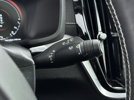 Volvo  V60 2.0 T8 Twin Engine AWD Polestar Engineered | Trekhaak | PDC + Camera | Panoramadak | 405pk | | Ha... ActivLease financial lease