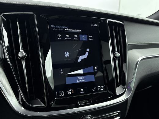 Volvo  V60 2.0 T8 Twin Engine AWD Polestar Engineered | Trekhaak | PDC + Camera | Panoramadak | 405pk | | Ha... ActivLease financial lease