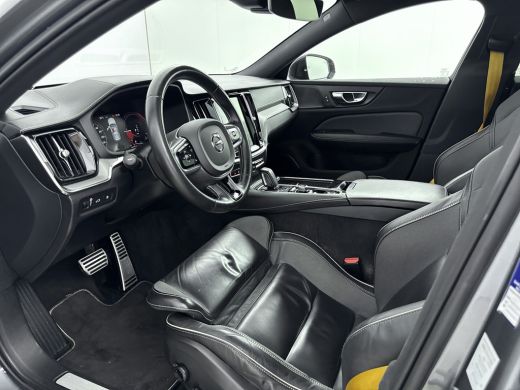 Volvo  V60 2.0 T8 Twin Engine AWD Polestar Engineered | Trekhaak | PDC + Camera | Panoramadak | 405pk | | Ha... ActivLease financial lease