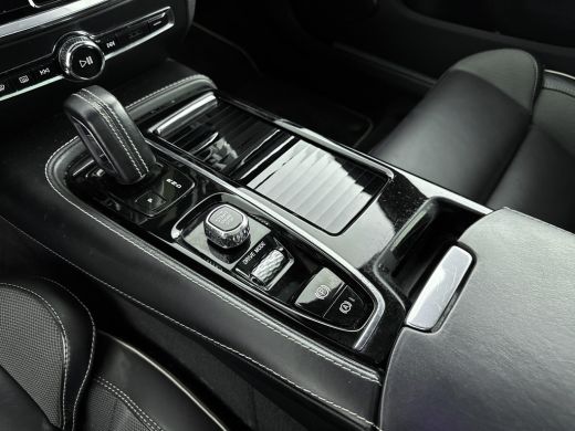 Volvo  V60 2.0 T8 Twin Engine AWD Polestar Engineered | Trekhaak | PDC + Camera | Panoramadak | 405pk | | Ha... ActivLease financial lease
