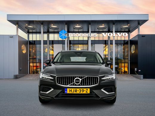 Volvo  V60 T6 Recharge AWD Ultimate Bright | 18" | Panoramadak | Blond Leder | Head-up | Elektr. verst. stoe... ActivLease financial lease