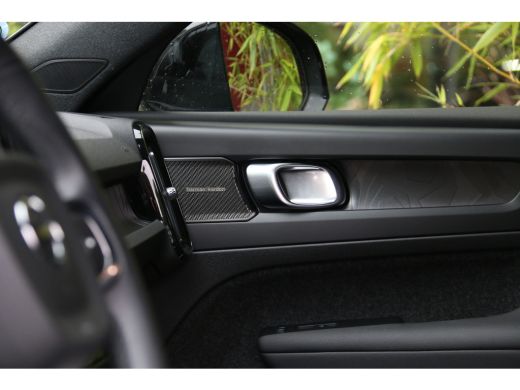 Volvo  XC40 1.5 T5 Recharge R-Design | Harman/Kardon | Camera | Stuur/stoelverwarming ActivLease financial lease