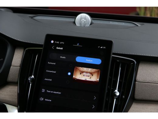 Volvo  XC90 2.0 T8 Plug-in hybrid AWD Ultra Bright | Facelift | Luchtvering | Bowers&Wilkins | Trekhaak | Mas... ActivLease financial lease