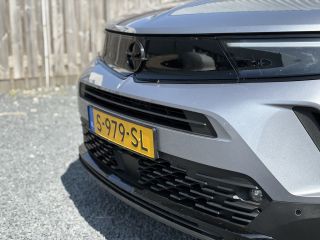 Opel Mokka 1.2 Level GS 100 PK | Carplay | Parkeersensoren voor en Achter | Parkeercamera | Blind spot assis...