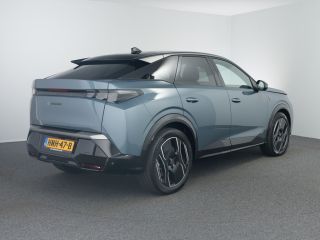 Peugeot e-3008 GT Avantage 73 kWh | 360 Camera | Elektrisch bedienbare achterklep met sensorsturing | Pack HiFi