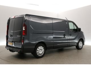 Renault Trafic 2.0 dCi T30 L2H1 Airco Carplay Cruise LED Navigatie Trekhaak 3 Persoons PDC