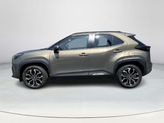 Toyota Yaris Cross 1.5 Hybrid Dynamic | Navigatie | Stoel- + stuurverwarming | Keyless entry | 17 inch LM-velgen |