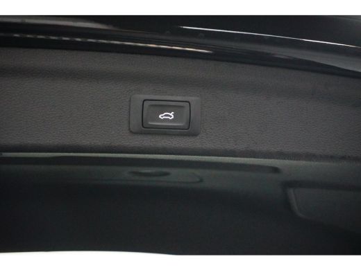 Audi Q3 35 TFSI 150PK Advanced Edition | TREKHAAK | STOELVERW. | ELEKTR. A. KLEP ActivLease financial lease