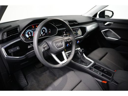 Audi Q3 35 TFSI 150PK Advanced Edition | TREKHAAK | STOELVERW. | ELEKTR. A. KLEP ActivLease financial lease