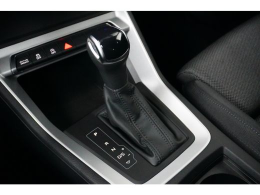 Audi Q3 35 TFSI 150PK Advanced Edition | TREKHAAK | STOELVERW. | ELEKTR. A. KLEP ActivLease financial lease