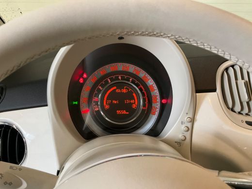 Fiat 500 1.0 Hybrid Dolcevita | Panoramadak | Climate & Cruise C. | Keyless | Park Assist | 16"LMV | Navig... ActivLease financial lease