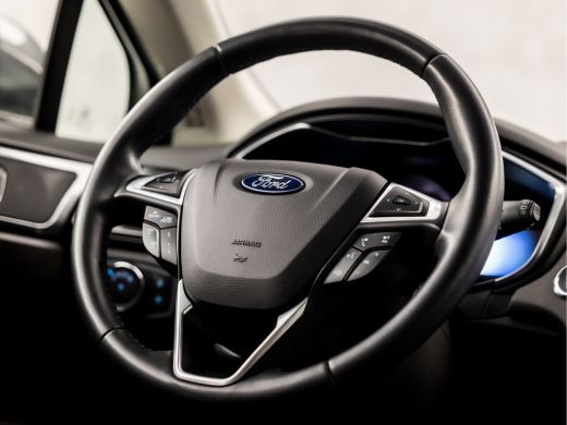 Ford Mondeo Wagon 2.0 IVCT HEV Titanium 191Pk Automaat (APPLE CARPLAY, GROOT NAVI, CAMERA, STOELVERWARMING, E... ActivLease financial lease