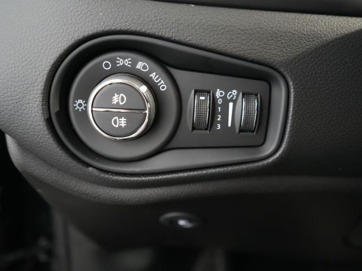 Jeep Renegade North Star 4Xe | 10,1'' infotainment met draadloos Apple Carplay / Android Auto | 10,25'' digitaa... ActivLease financial lease