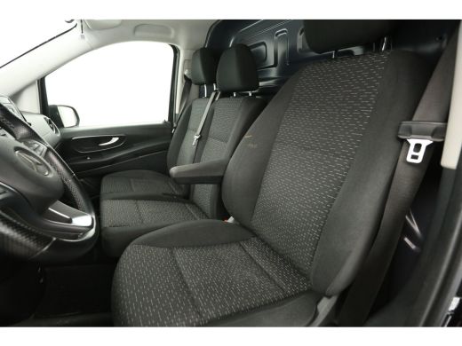 Mercedes-Benz Vito 114 CDI Lang Automaat Airco Cruise Carplay Camera Trekhaak 18"LMV Navigatie 3 Persoons ActivLease financial lease