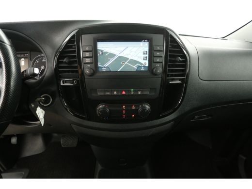 Mercedes-Benz Vito 114 CDI Lang Automaat Airco Cruise Carplay Camera Trekhaak 18"LMV Navigatie 3 Persoons ActivLease financial lease