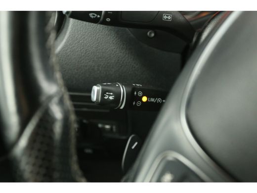 Mercedes-Benz Vito 114 CDI Lang Automaat Airco Cruise Carplay Camera Trekhaak 18"LMV Navigatie 3 Persoons ActivLease financial lease