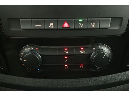 Mercedes-Benz Vito 114 CDI Lang Automaat Airco Cruise Carplay Camera Trekhaak 18"LMV Navigatie 3 Persoons ActivLease financial lease