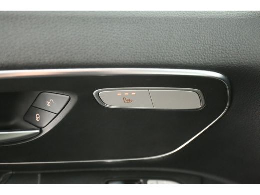 Mercedes-Benz Vito 114 CDI Lang Automaat Airco Cruise Carplay Camera Trekhaak 18"LMV Navigatie 3 Persoons ActivLease financial lease