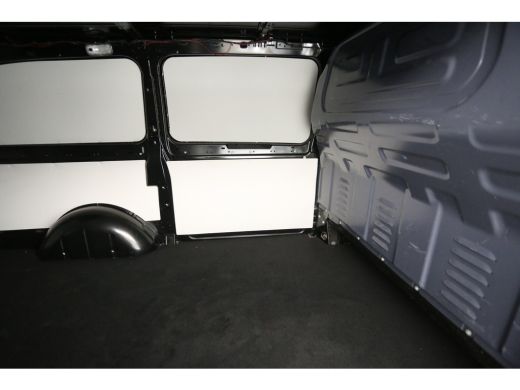 Mercedes-Benz Vito 114 CDI Lang Automaat Airco Cruise Carplay Camera Trekhaak 18"LMV Navigatie 3 Persoons ActivLease financial lease