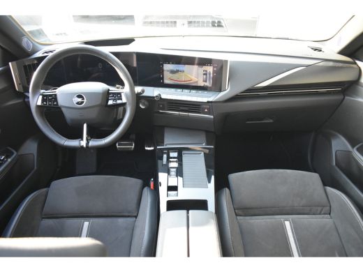Opel Astra Sports Tourer 1.6 Turbo Plug In Hybrid GSe 225pk | Schuif-/Kanteldak | Sportstoelen | LED-Matrix ... ActivLease financial lease