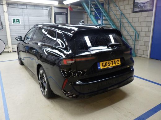 Opel Astra Sports Tourer 1.6 Turbo Plug In Hybrid GSe 225pk | Schuif-/Kanteldak | Afn. Trekhaak | Sportstoel... ActivLease financial lease