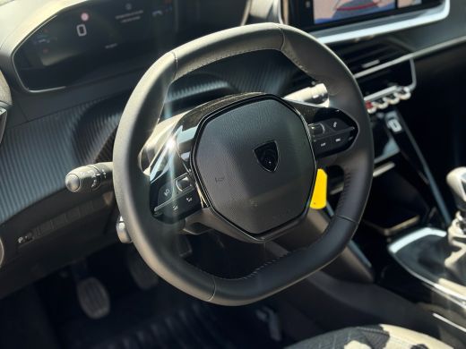 Peugeot 2008 100 Allure | Airco (automatisch) | Apple Carplay/Android Auto|telefoonintegratie premium | Automa... ActivLease financial lease