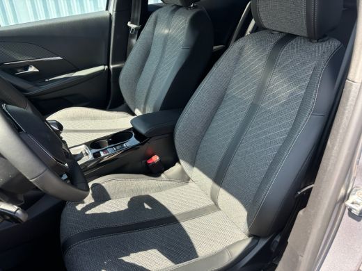Peugeot 2008 100 Allure | Airco (automatisch) | Apple Carplay/Android Auto|telefoonintegratie premium | Automa... ActivLease financial lease