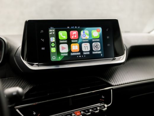 Peugeot 2008 1.2 PureTech Sport (APPLE CARPLAY, GROOT NAVI, 360 CAMERA, STOELVERWARMING, LANE ASSIST, SPORTSTO... ActivLease financial lease